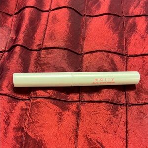 Mally Dark Circle Corrector